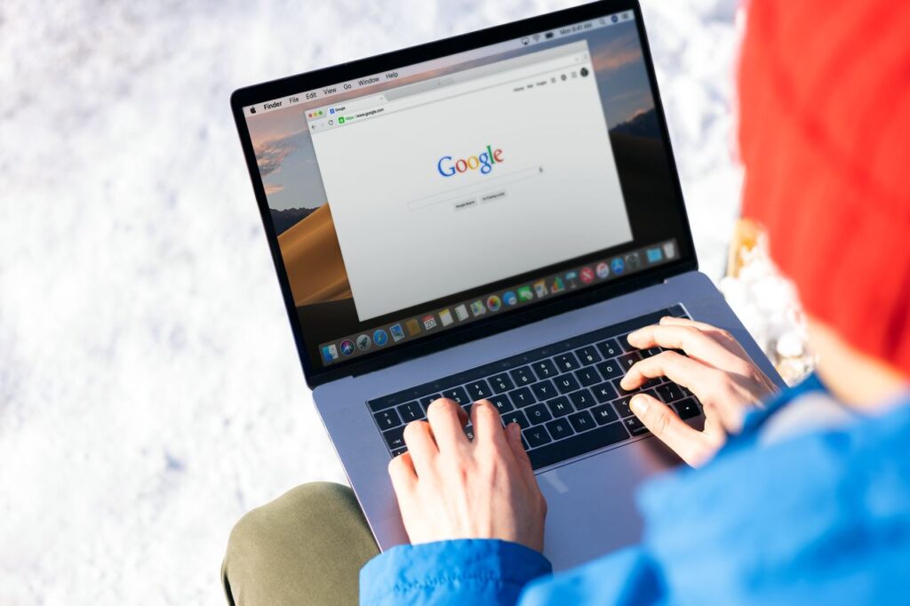 recherche whois complète