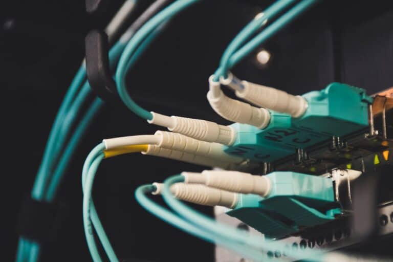 Whois IP gratuit : identifiez le propriétaire d'une IPv4 et IPv6 instantanément Identification IPV4 et IPV6